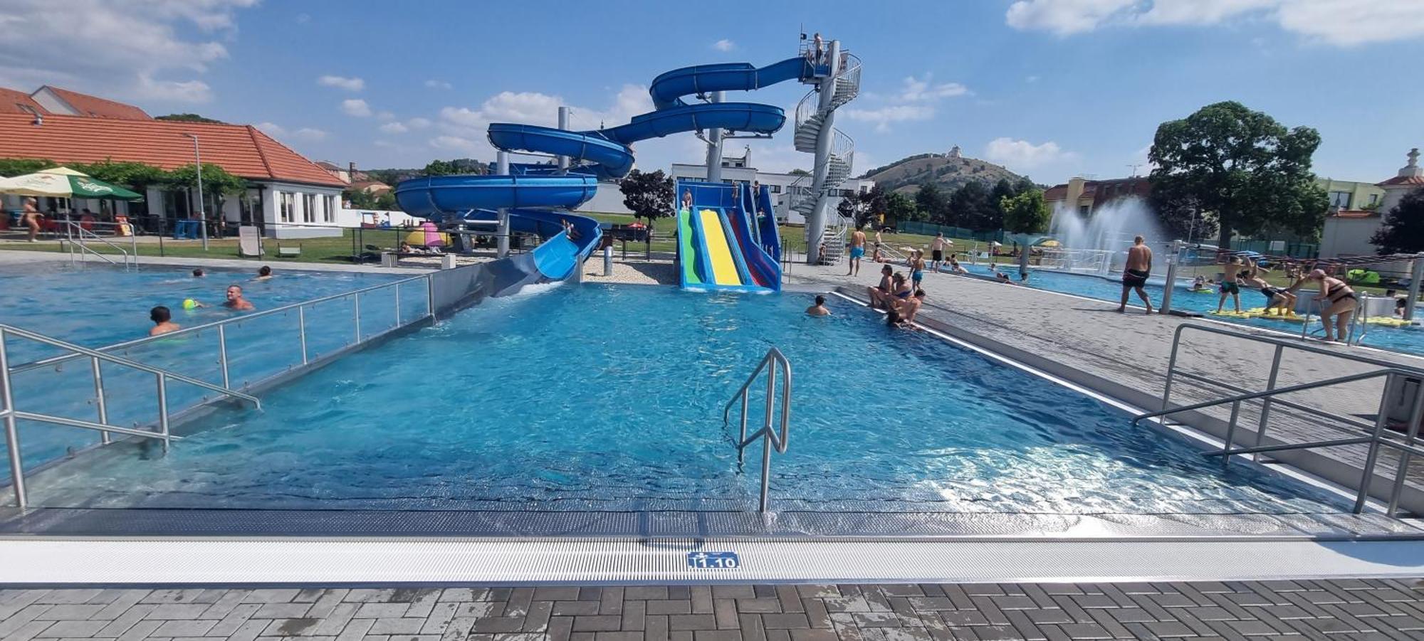 מיקולוב Apartman Viktorie מראה חיצוני תמונה